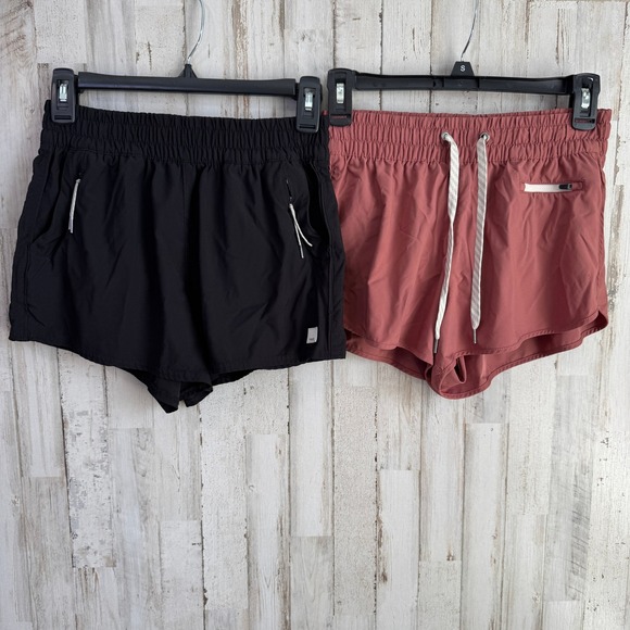 Vuori Pants - Vuori Running Short Lot of 2 Women Small Black Red Clementine Dash 2" Inseam Gym